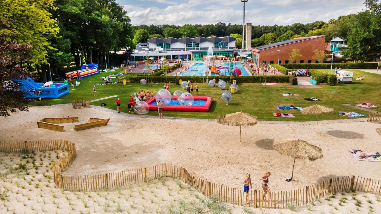 Hoessensportzentrum Westerstede Exteriör bild